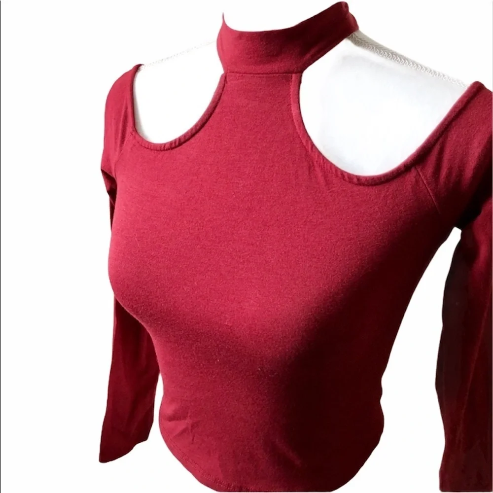 Heart & Hips Long Sleeve Choker Cut Out Crop Top Women’s Small - Picture 2 of 8